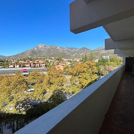 Апартаменти Las Palmeras -Marbella Centro- By Completely Марбелья Екстер'єр фото